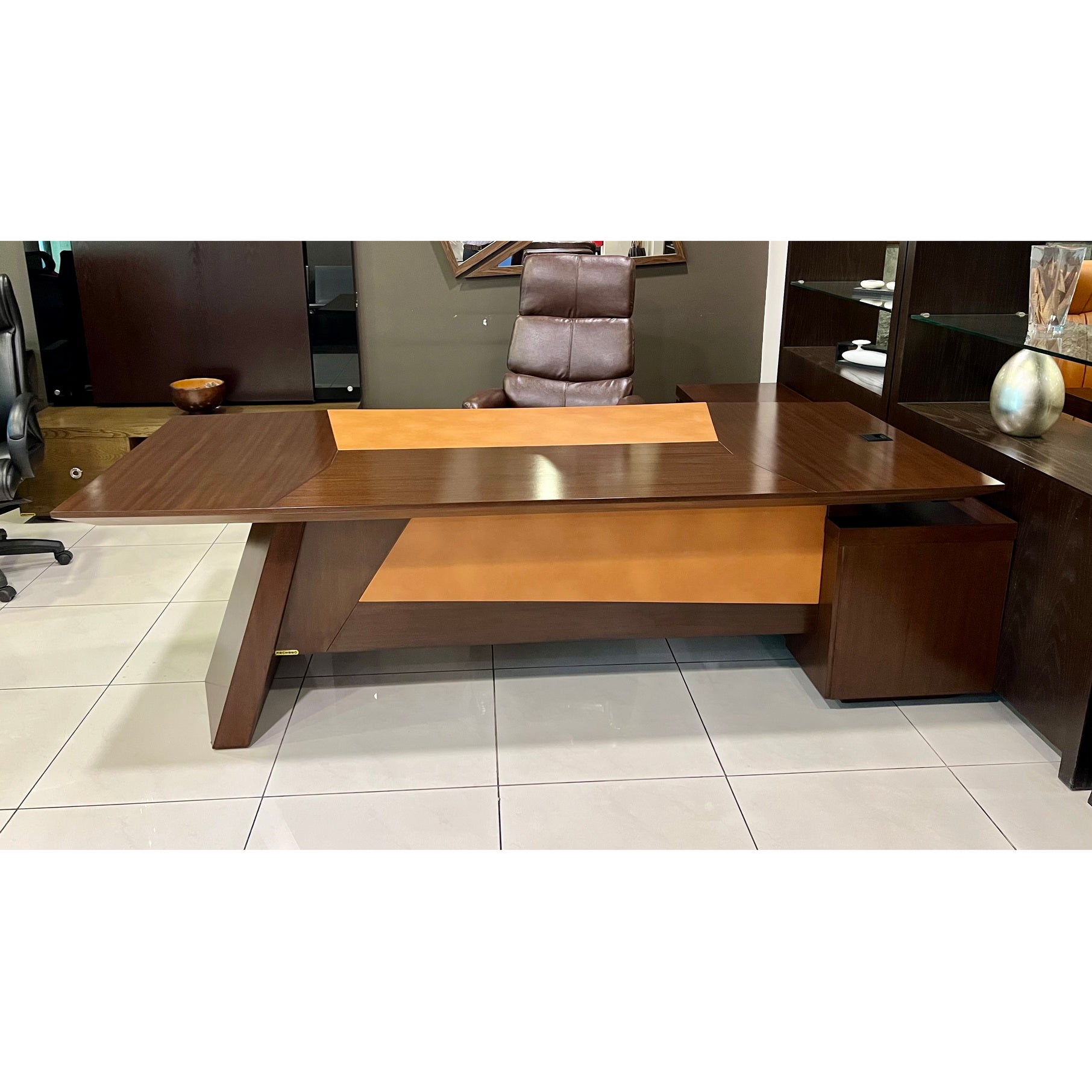 Fusion-2 (Table with Integrated Side Rack)