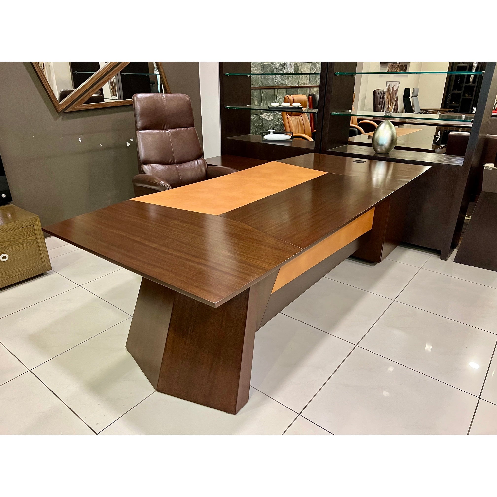 Fusion-2 (Table with Integrated Side Rack)