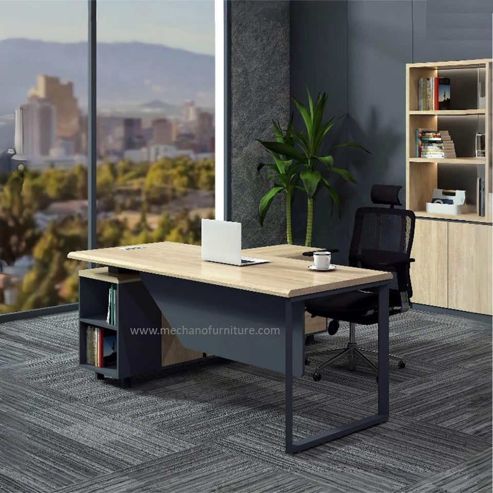 BEVEL (Table with Integrated Side Rack)